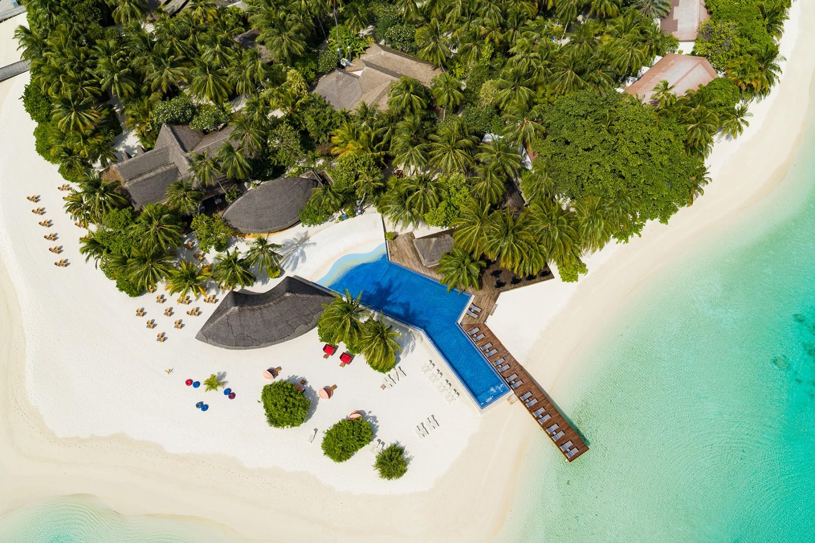 kuramathi-aerial4.jpg